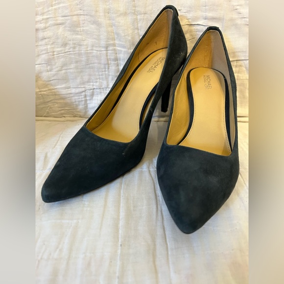 Michael Kors Shoes - Michael Kors Navy Suede Heels Womens 8.5